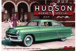 Moebius 1954 Hudson Hornet Special - 1/25
