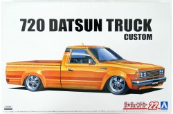 Aoshima Nissan 7' Datsun Truck Custom '82 - 1/24 Scale Model Kit - AOS-05840