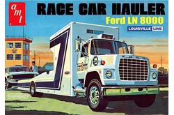 1/25 Ford LN 8000 Race Car Hauler - AMT758