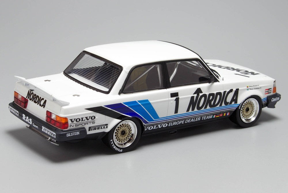 Platz Volvo 240 Turbo 1986 ETCC Hockenheim Winner - 1/24 Scale Model Kit