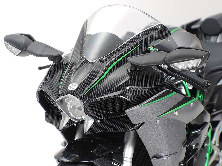 Kawasaki Ninja H2 Carbon 1:12 scale model kit