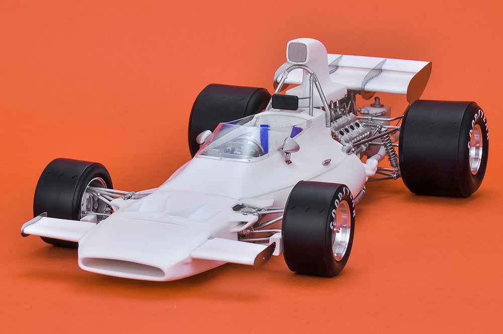 1/12 Scale Model Kit: McLaren M19A Full Detail