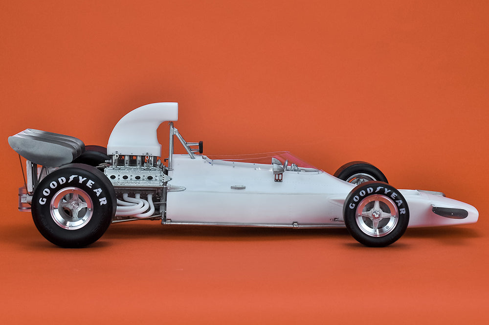 1/12 Scale Model Kit: McLaren M19A Full Detail