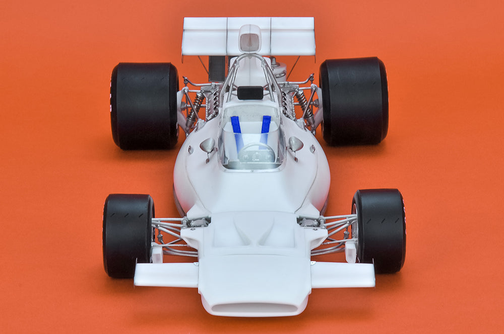 1/12 Scale Model Kit: McLaren M19A Full Detail