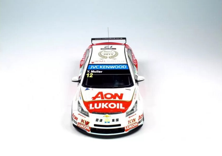 Platz NuNu Chevrolet Cruze 1.6T 2013 WTCC World Champion - 1/24 Scale Model Kit