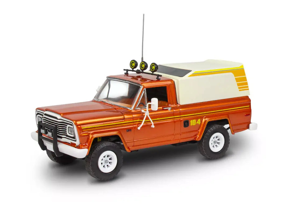 1/24 1979 Jeep J-10 Pickup with Camper Top -  1/25 Scale Model Kit