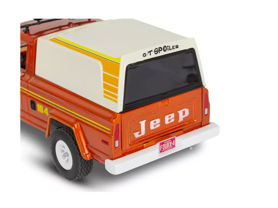 1/24 1979 Jeep J-10 Pickup with Camper Top -  1/25 Scale Model Kit