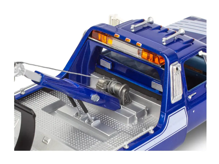 1979 GMC Wrecker “Captain Hook” -  1/25 Scale Model Kit