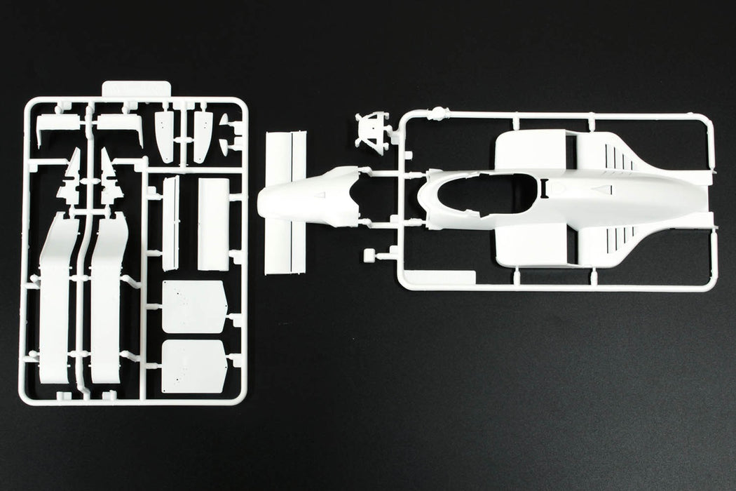 Platz NuNu McLaren MP4 / 2C '86 Portugal GP - 1/20 Scale Model Kit