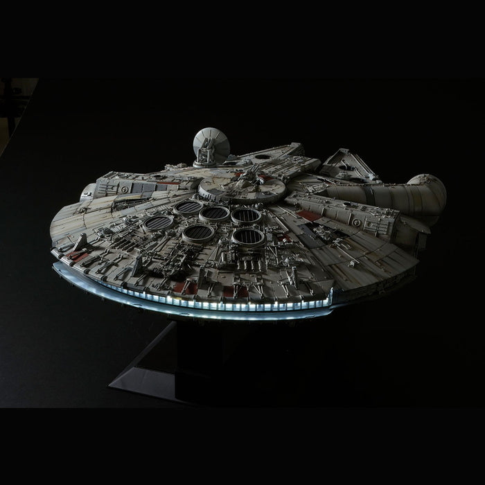 Star Wars 1/72  Millennium Falcon PG with LED