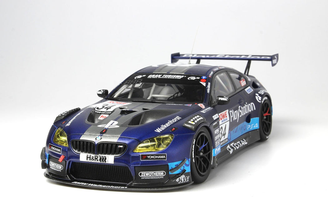 Platz NuNu BMW M6 GT3 Rundstrecken-Trophy 2020 - 1/24 Scale Model Kit