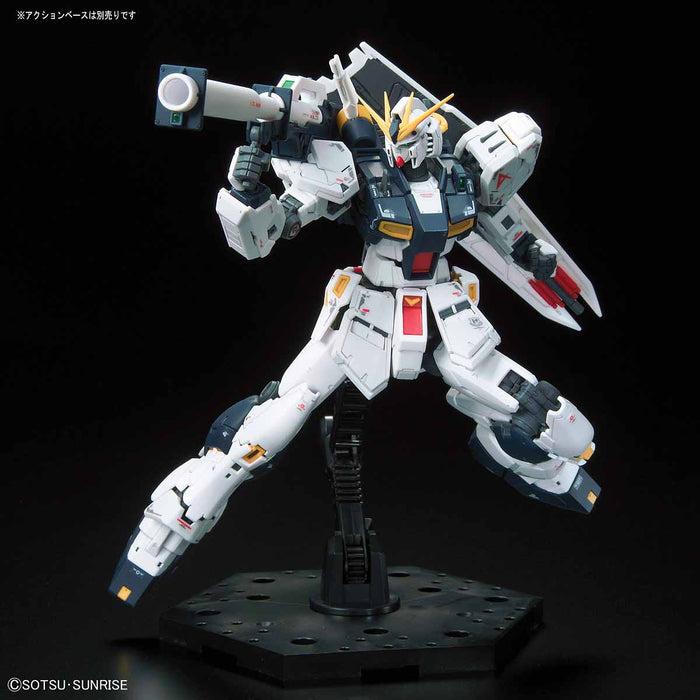 Bandai 32 Nu Gundam Char's Counterattack - 1/144 Scale Model Kit