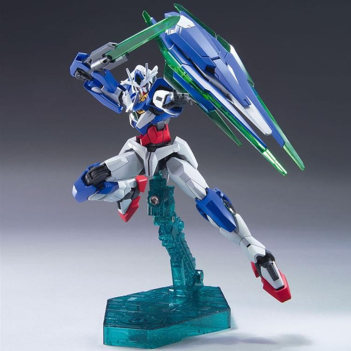 Bandai Gundam HG 00 Qan[T] - 1/144 Scale Model Kit