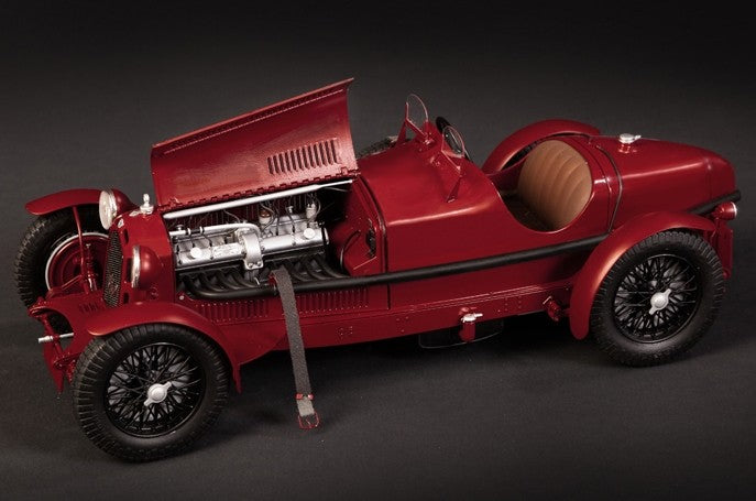 Italeri Alfa Romeo 8C/2300 (1931-1933) - Alfa Romeo 110th Anniversary - 1/12 Scale Model Kit