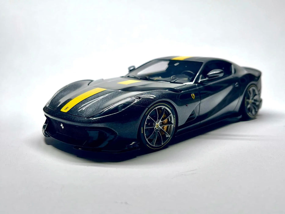 Alpha Model Ferrari 812 copetizione - 1/24 Scale Model Kit