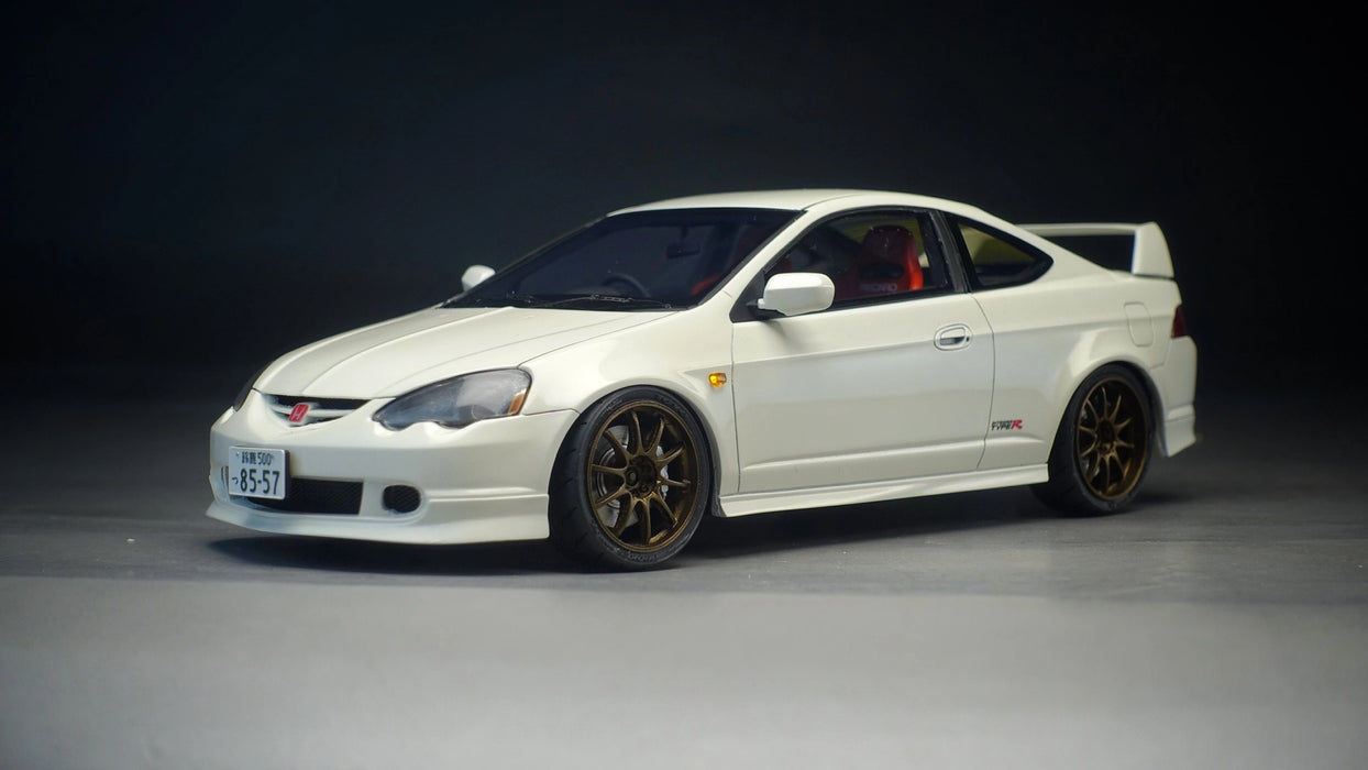 Alpha Model HONDA INTEGRA (DC5) TYPE-R - 1/24 Scale Model Kit