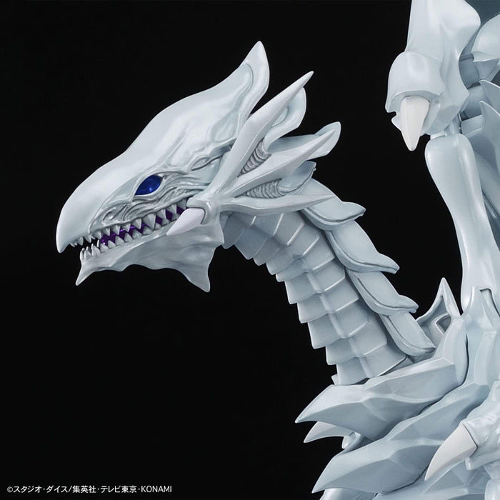 Bandai YU-GI-OH - Figure-Rise Standard Amp. Blue-Eyes White Dragon Model Kit