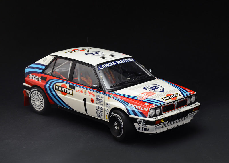 Italeri Lancia Delta HF integrale 16v - 1/12 Scale Model Kit