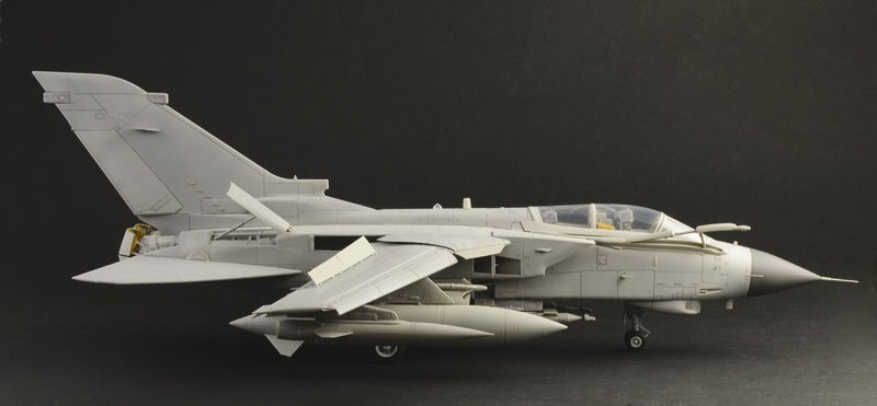 Italeri TORNADO GR. 4 - 1/32 Scale Model Kit