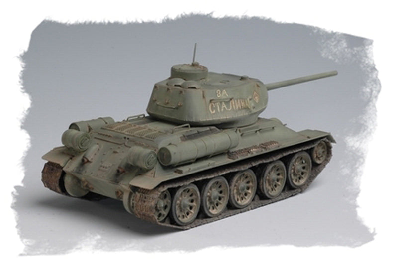 HobbyBoss Soviet T-34/85 (Model 1944 flattened turret)Tank - 1/48 Scale Model Kit