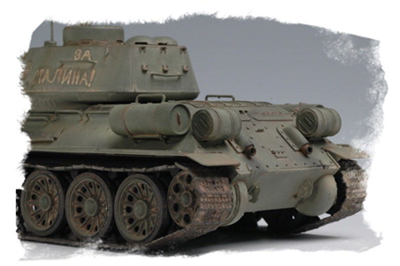 HobbyBoss Soviet T-34/85 (Model 1944 flattened turret)Tank - 1/48 Scale Model Kit