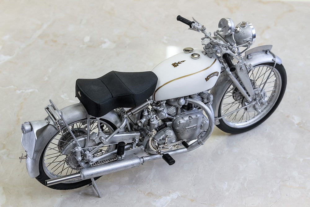 1/9 Scale Full Detail VINCENT [Late Type] Motorcycle Model Kit