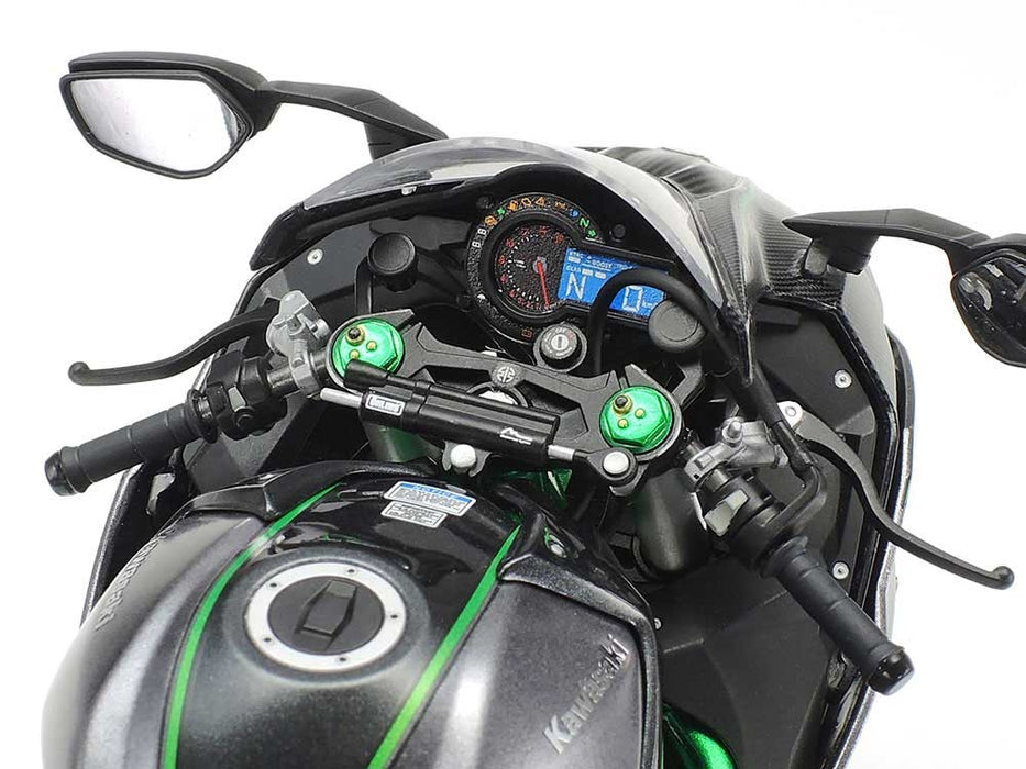 Kawasaki Ninja H2 Carbon 1:12 scale model kit