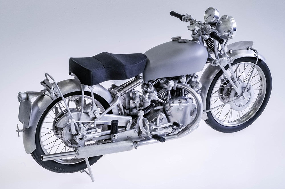 1/9 Scale Full Detail Kit: 1948 HRD Vincent Black Shadow - Iconic Motorcycle