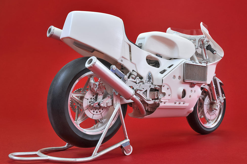 1/9 Scale Model Kit: HONDA NR500 [NR1] Full Detail