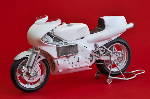 1/9 Scale Model Kit: HONDA NR500 [NR1] Full Detail