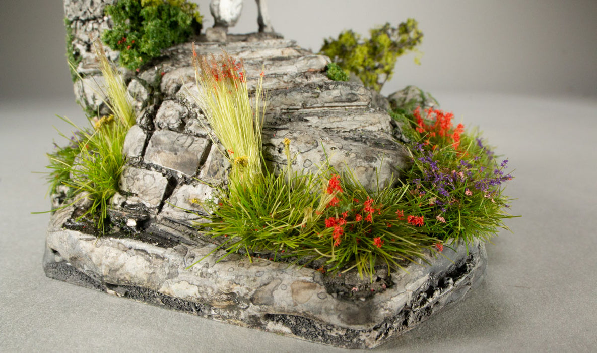 All Game Terrain: Peel 'n' Plant Tufts: Light Green Grass Tufts