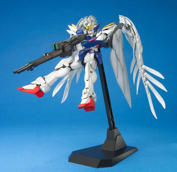 MG XXXG-00W0 Wing Gundam Zero Custom