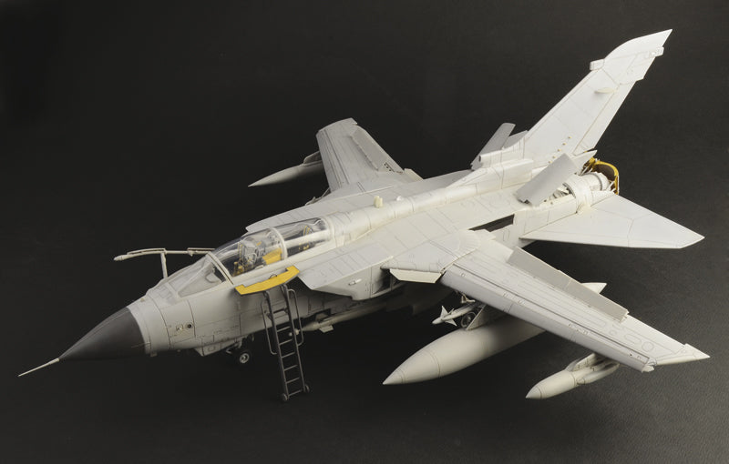 Italeri TORNADO GR. 4 - 1/32 Scale Model Kit